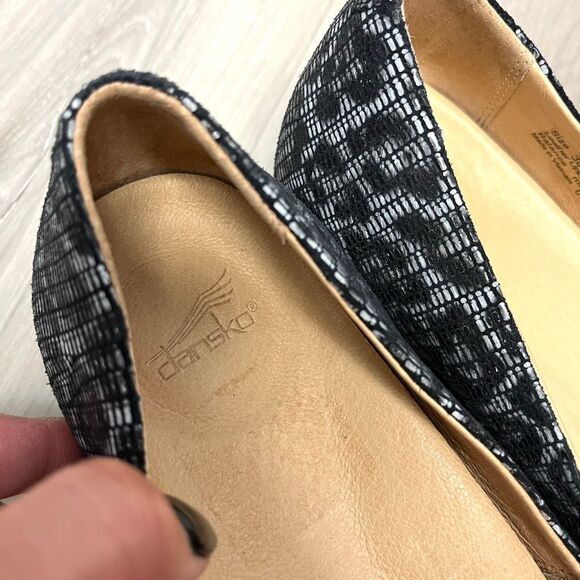 Dansko Flats Women’s 38 Larisa Dak Gray Leopard Animal Print Leather Slip On - Picture 7 of 7